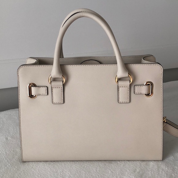 Michael kors purse - Picture 3 of 8